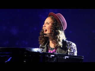 Shalisa - Million Lights | 1e halve finale | Junior Songfestival liveshows 2015