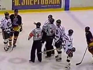 Лекавалье-Спиридонов. Ярость Винни. Lecavalier fights in Russia