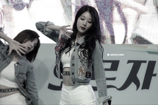 160528
