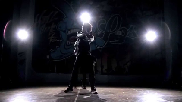 Les Twins Yeni ( New)
