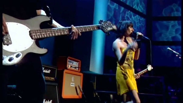 PJ Harvey The Letter Live On Jools Holland Show, 2004 May