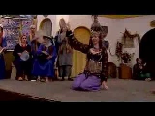 Hahbi-Ru Renn Faire 2002 “Pot Dance“