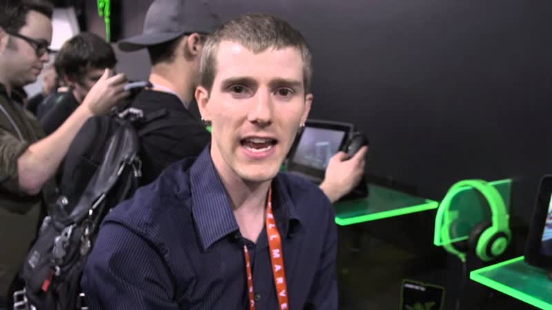 Razer Edge Gaming Windows 8 Tablet with GT 640 M Graphics Linus Tech Tips CES