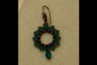 Sidonia’s handmade jewelry - Swarovski Crystal Wreath Earrings - Swarovski earrings