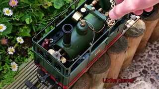 Fitting a heat shield to protect the cylinders on a Regner tram 102 “Paul“
