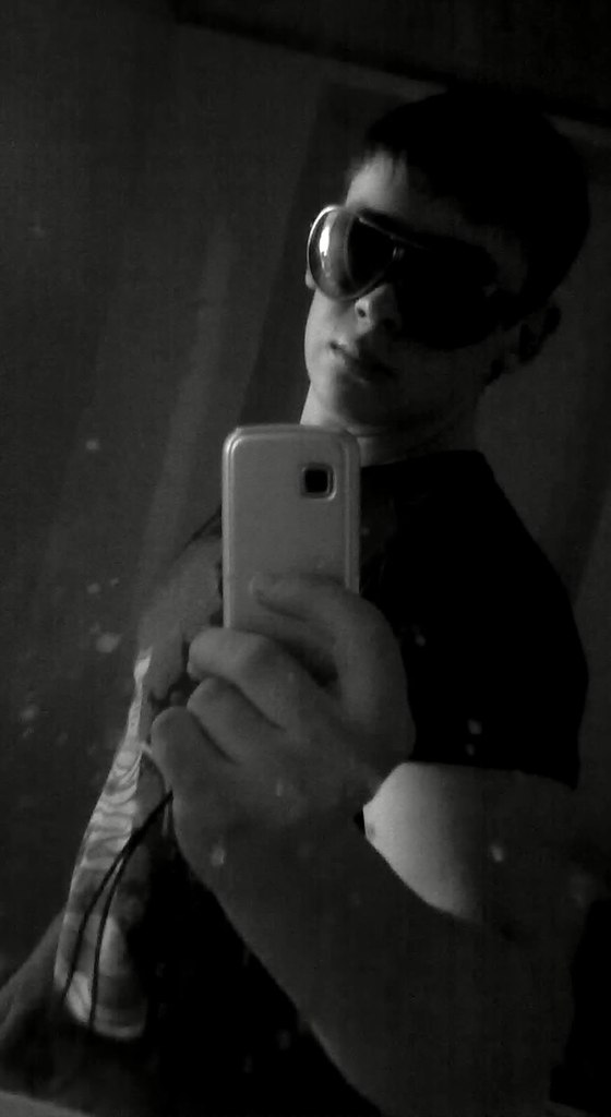 Игорь Сылка -------√V''^√\~√♥V^√V^------ | 