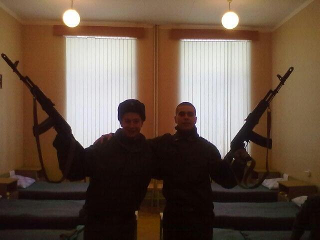 Виктор Петров | Москва