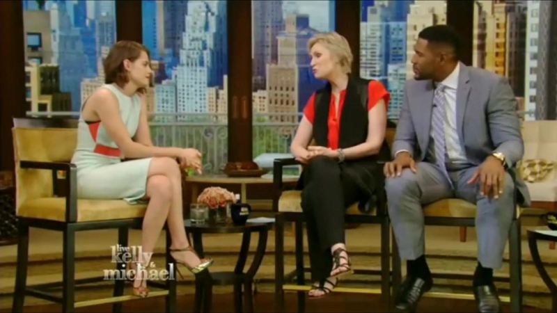 Kristen Stewart on Live with Kelly and Michael (17,