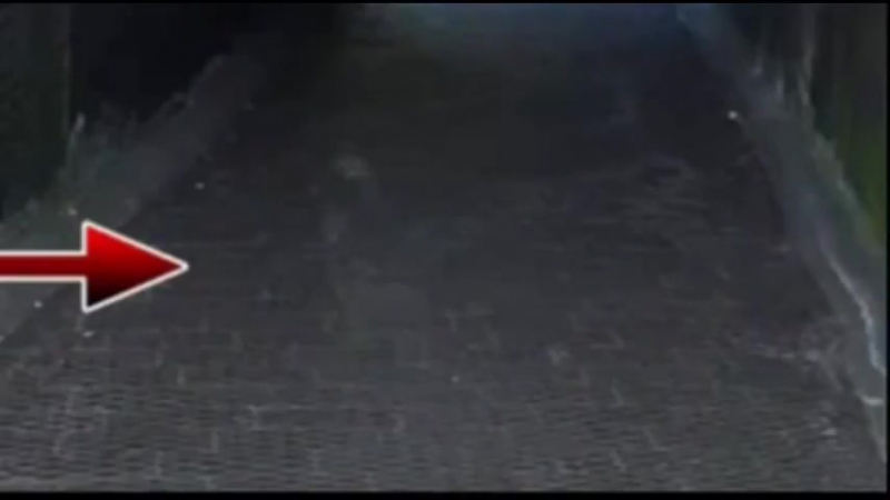Призрак на кладбище St. James, Ghost in the cemetery St.