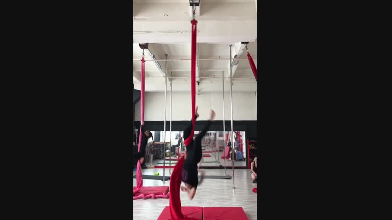 Aerialsilks