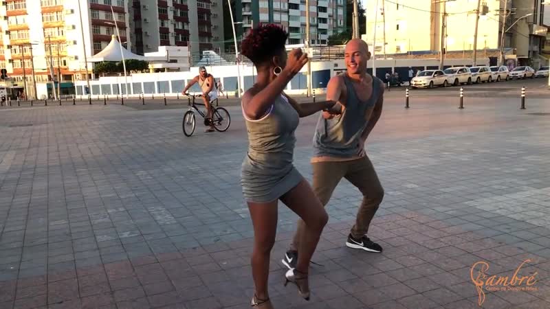 Cambre Zouk ao Pôr do