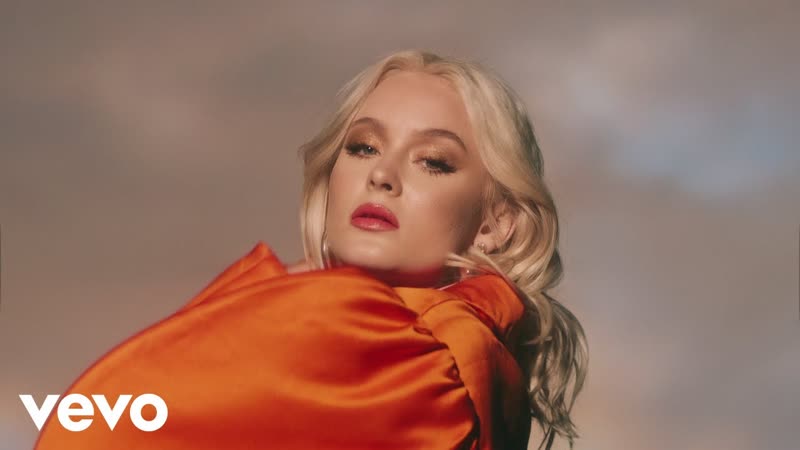 Zara Larsson - Invisible (from the Netflix Film Klaus)