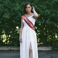 Наташа Богданова