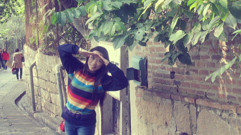 Ying Zhou | Луганск