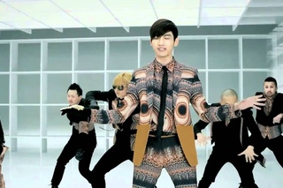 TVXQ/DBSK/TOHOSHINKI/HOMIN - Why?Keep Your Head Down MV