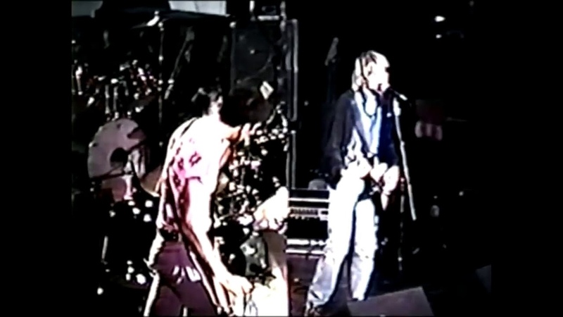 Nirvana ( The Moore Theatre, Seattle, WA, USA) 24, 08, 1990 HD 60