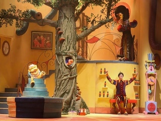 Entrevistando a galera do ''CASTELO R-TIM-BUM - O MUSICAL''